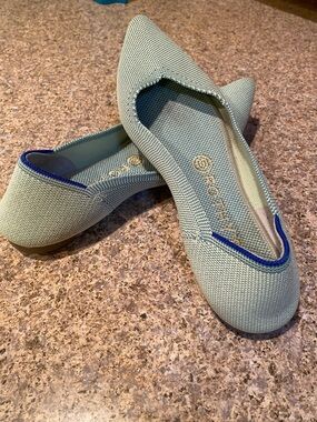 Rothy's Green Point Toe Flats Size 8/7.5